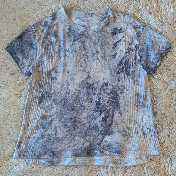 Lululemon Train to Be Short Sleeve White / Luna - Picture 2 of 3